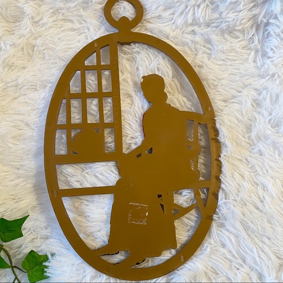 Vintage Syroco Mid-Century Colonial Woman Oval Silhouette Resin Wall Decor - Picture 4 of 6